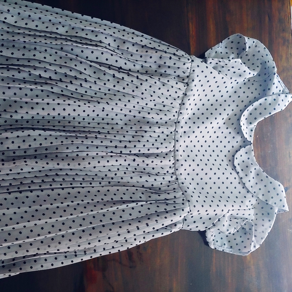 Girls collared pleated dress